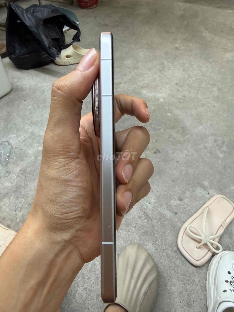 Honor Magic 8 Pro 1TB Vàng Hongkong. Mua bán Điện thoại tại Quận Tân Phú Tp Hồ Chí Minh được đăng bởi Tran Nguyen Gia Huy hình 1