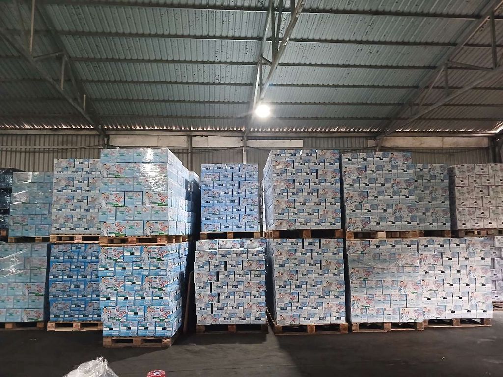 Nước khoáng Lavie Thùng. Mua bán Đồ ăn, thực phẩm và các loại khác tại Quận Ninh Kiều Cần Thơ được đăng bởi Phạm Xuyên hình 1