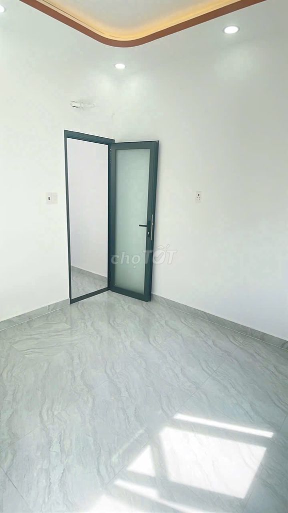 Tĩnh lộ 10 nhà mới có sân thượng hẻm thông sổ hồng mua bán tại vpcc. Mua bán Nhà ở tại Quận Bình Tân Tp Hồ Chí Minh được đăng bởi Trần Ly hình 10