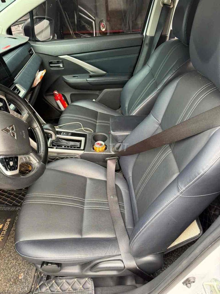 Mitsubishi Xpander Cross 2023 Белый 41.000 км