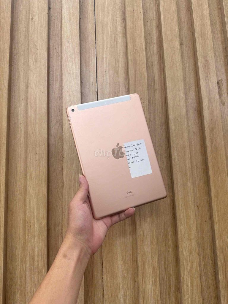 Apple iPad Gen 7 32GB 4G Wifi Vàng hồng. Mua bán Máy tính bảng tại Quận Đống Đa Hà Nội được đăng bởi Hanoi moibile đức hình 1