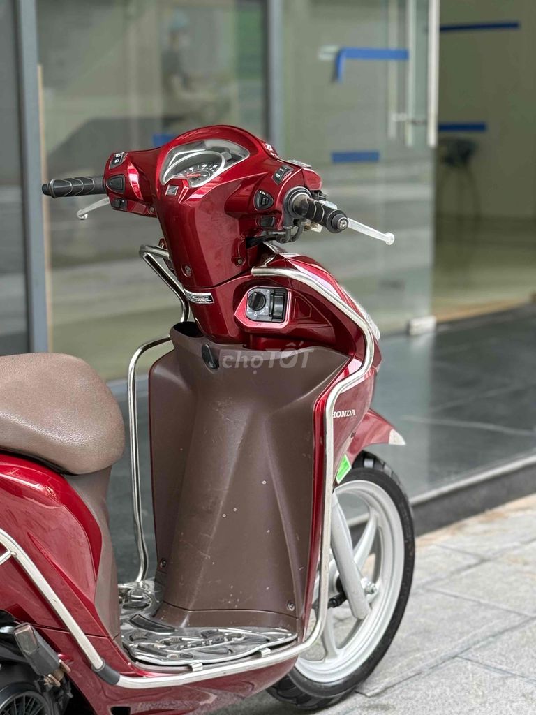 Vision smartkey 2021 Đỏ Đô cực mới ạ xe Nguyên zin. Mua bán Xe máy tại Quận Ba Đình Hà Nội được đăng bởi Xe Máy Nam Thi hình 6