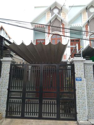 Bán nhà phố, đường Nguyễn Tri Phương, TP. Biên Hoà, Đồng Nai