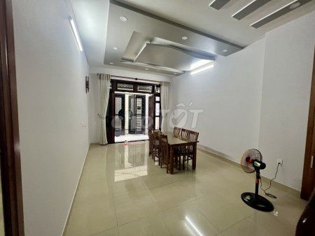 Nhà bán HXH ngay Phan Xích Long,Phú Nhuận - CN: 82m2 – 2 tầng.