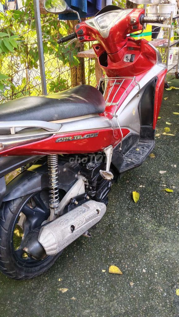 Воздушное лезвие Honda FI 2011 красное