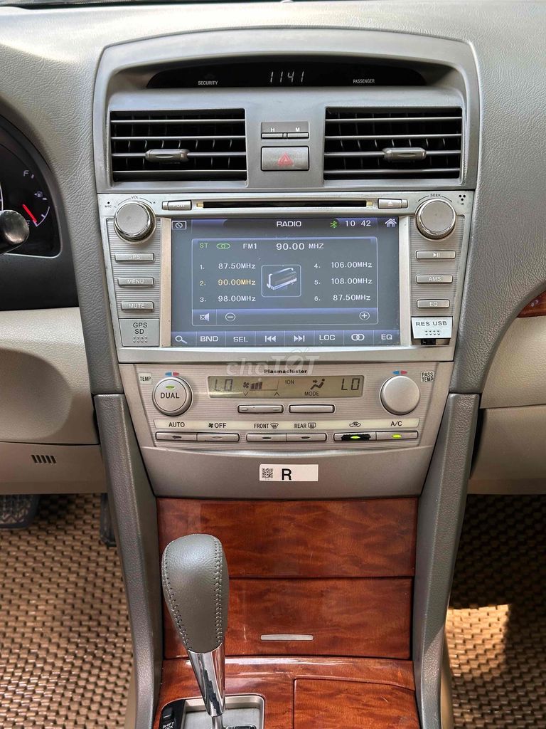 Toyota Camry 2010 2.4G - 150000 km Đen Siêu Mới. Mua bán Ô tô tại Quận Cầu Giấy Hà Nội được đăng bởi Vũ Kiên hình 15