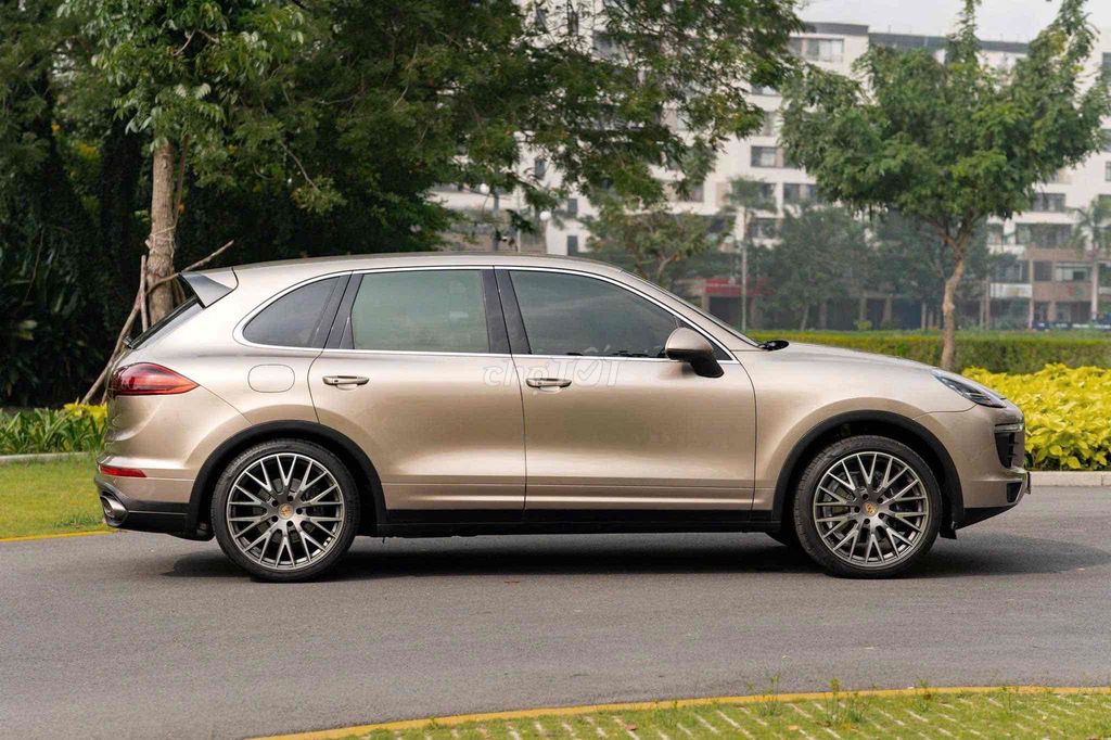 Porsche Cayenne 2016 Vàng cát - 83.000 km. Mua bán Ô tô tại Quận 1 Tp Hồ Chí Minh được đăng bởi FatCar Auto hình 5