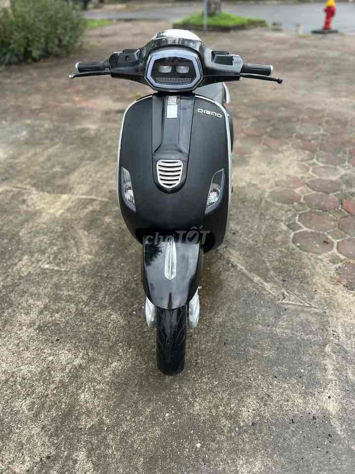Электроскутер Dibao Vespa с квадратной фарой, черный