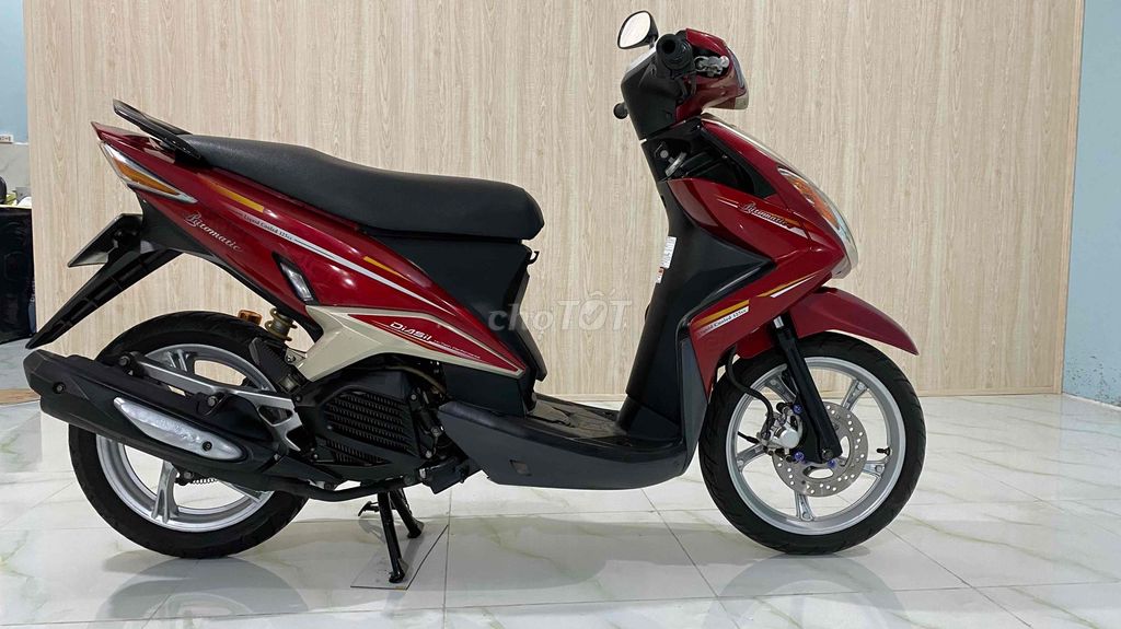 Yamaha Luvias 2012 Đỏ Vàng kem. Mua bán Xe máy tại Thành phố Bến Tre Bến Tre được đăng bởi Nghiêm Bảy Mốt hình 4