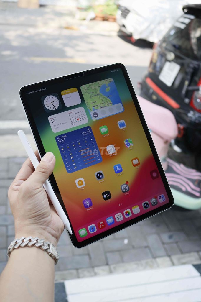ipad pro 11' 2018 64gb 4g wifi 99%. Mua bán Máy tính bảng tại Thành phố Long Xuyên An Giang được đăng bởi Băng Apple  chuyên iphone hình 1