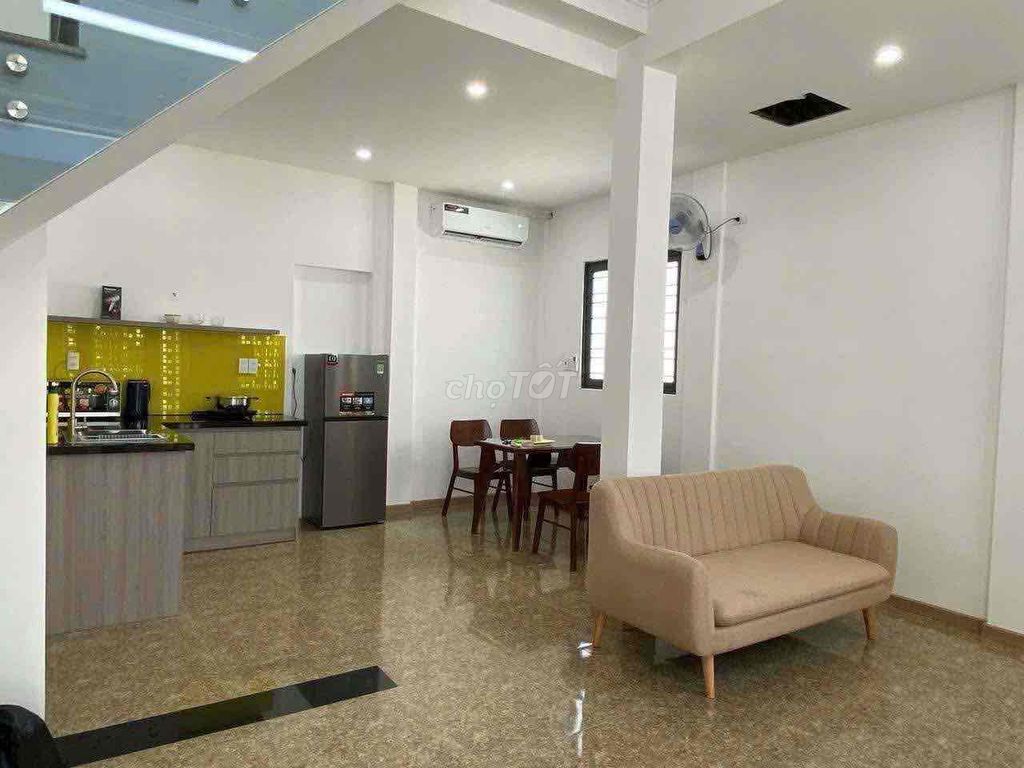 Nhà đẹp gần biển phạm văn đồng full nội thất
