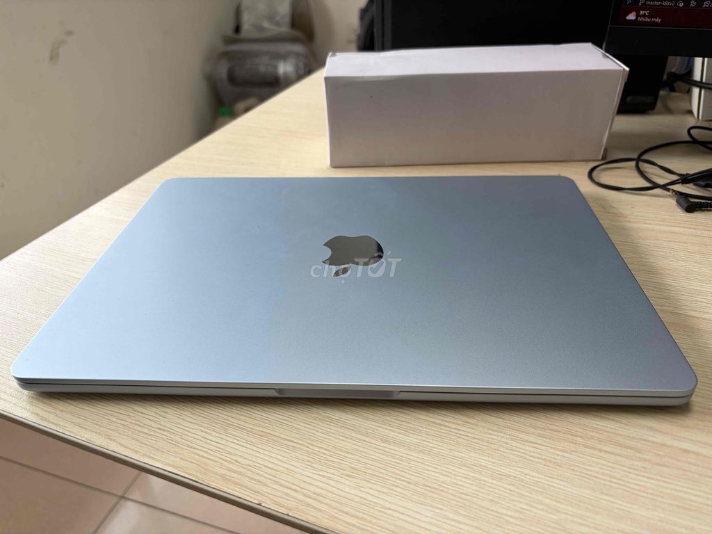 Apple MacBook Air M4 13 inch 16/256. Mua bán Laptop tại Quận Nam Từ Liêm Hà Nội được đăng bởi Trần hình 1