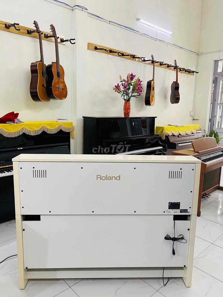 Piano rolan LX15 hàng lướt mới 99% nhé