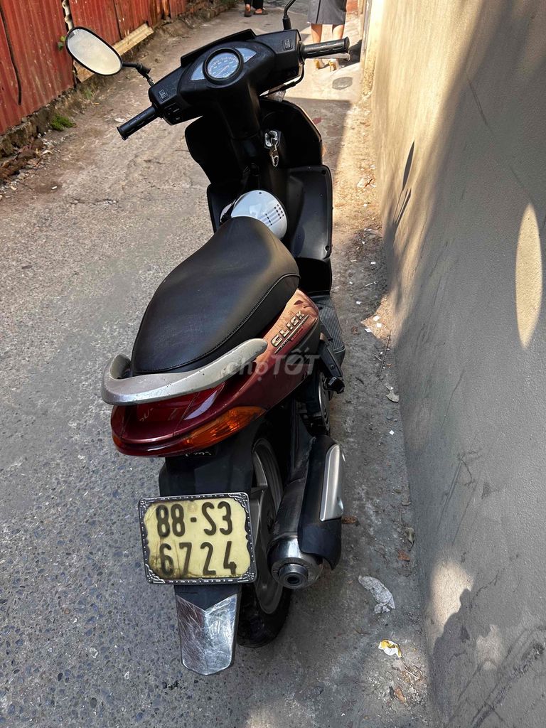 xe click  giấy tờ đầy đủ. Mua bán Xe máy tại Quận Cầu Giấy Hà Nội được đăng bởi chương hình 7