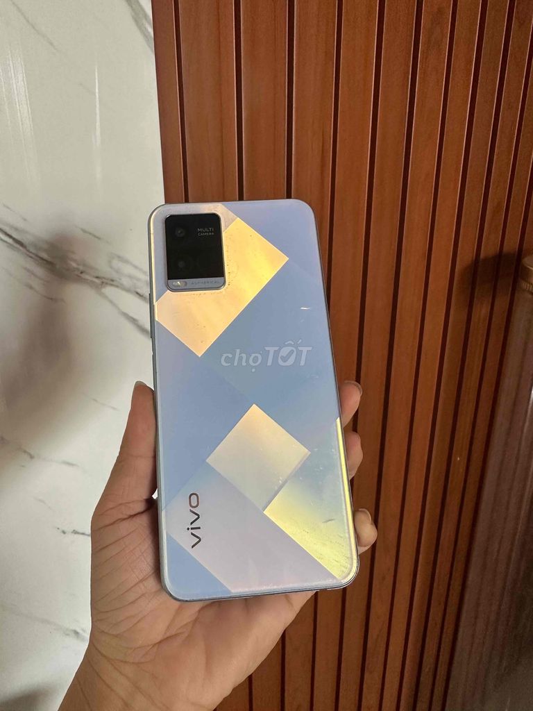 vivo y21 ram 4/64 pin5000 màu trắng. Mua bán Điện thoại tại Thành phố Buôn Ma Thuột Đắk Lắk được đăng bởi phuong smarphone hình 1