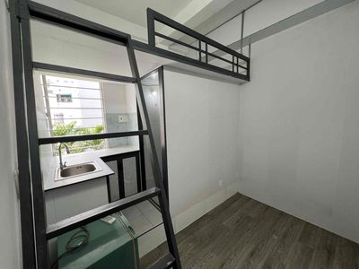 Cho Thuê Phòng Gác Mini Thang Máy Cửa Sổ Trời_Ngay Chợ Tân Định Q1