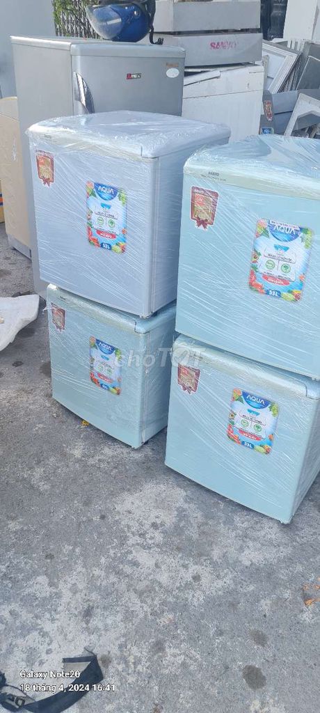 Sanyo aqua 53/93l mới 90%. Mua bán Tủ lạnh tại Quận Gò Vấp Tp Hồ Chí Minh được đăng bởi hùng hình 5
