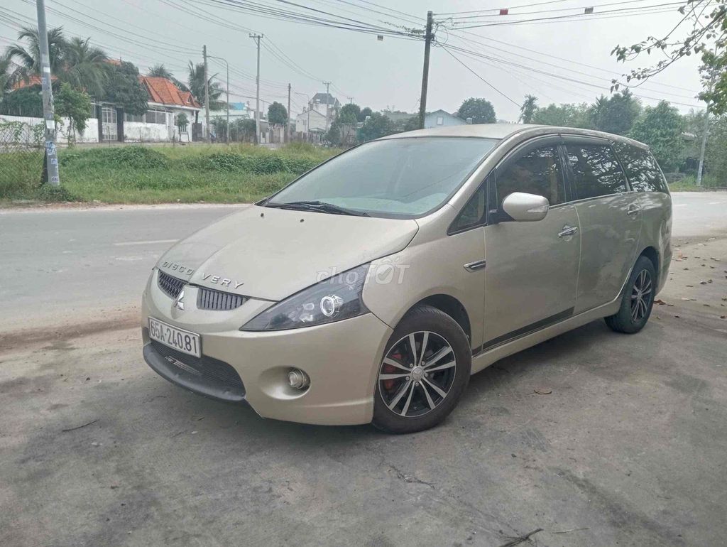 Mitsubishi Grandis 2005 7 chỗ gd ngon giá rẻ. Mua bán Ô tô tại Thành phố Thuận An Bình Dương được đăng bởi Kim Nam Auto Tom  hình 1