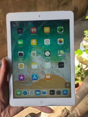 iPad Air 16GB Quốc tế 9.7 inch cũ theo thời gian. Mua bán Máy tính bảng tại Thành phố Thủ Đức Tp Hồ Chí Minh được đăng bởi hoà