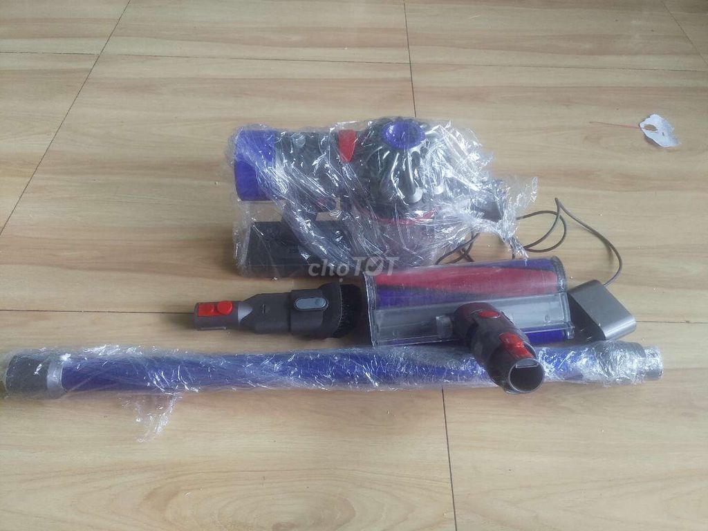 Máy hút bụi Dyson V8. Mua bán Thiết bị vệ sinh, nhà tắm tại Quận Ô Môn Cần Thơ được đăng bởi Huỳnh Tiên Hải Thảo hình 1