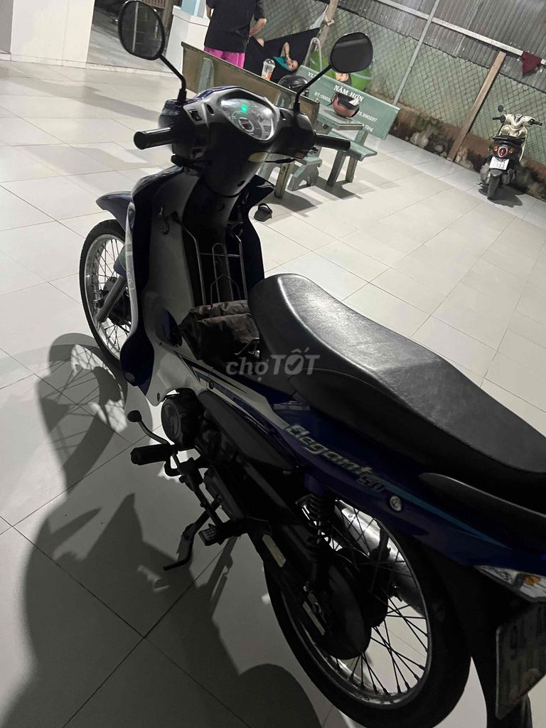 cần bán SYM elegant 50cc. Mua bán Xe máy tại Quận 12 Tp Hồ Chí Minh được đăng bởi viet hình 5
