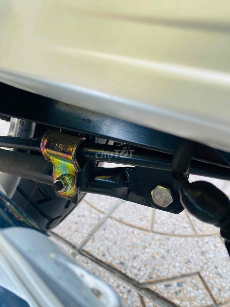 Suzuki GZ 150A siêu lướt chuẩn zin trùm mền 7 năm✅. Mua bán Xe máy tại Quận Ninh Kiều Cần Thơ được đăng bởi Hiếu Xe máy Tân Liên Hưng 2 hình 14