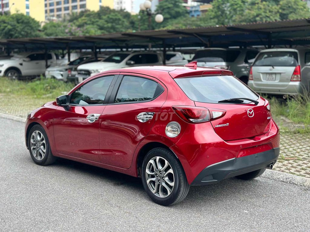 Mazda 2 2019 Sport Luxury Hatback Đỏ Nhập Khẩu. Mua bán Ô tô tại Quận Cầu Giấy Hà Nội được đăng bởi Vũ Kiên hình 5
