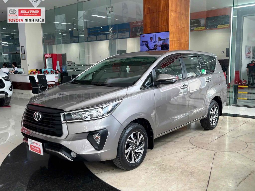 Toyota innova. Mua bán Ô tô tại Quận Ninh Kiều Cần Thơ được đăng bởi Linh Toyota ninh kiều hình 5