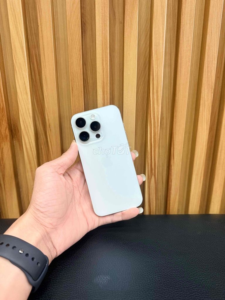 Apple iPhone 15 Pro 128GB Trắng Mỹ 99%. Mua bán Điện thoại tại Quận 8 Tp Hồ Chí Minh được đăng bởi Lê Đặng Minh Khang hình 1