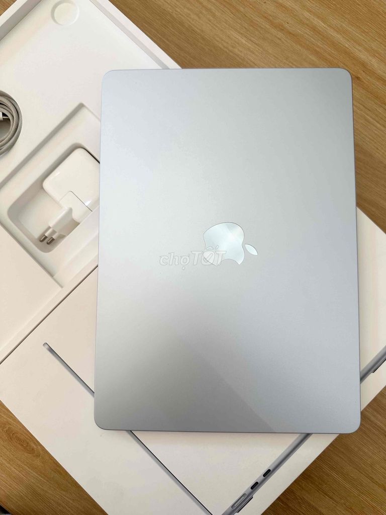 Macbook Air 13 inch M4 16/256GB SA Skyblue fullbox. Mua bán Laptop tại Quận Tân Bình Tp Hồ Chí Minh được đăng bởi TuanDigi VN hình 1