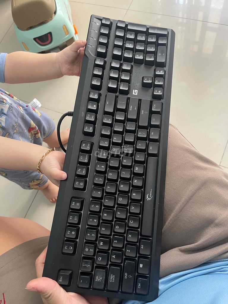 Bàn phím G.Skill Đen. Mua bán Phụ kiện (Màn hình, Chuột...) tại Quận 8 Tp Hồ Chí Minh được đăng bởi Nghĩa hình 1