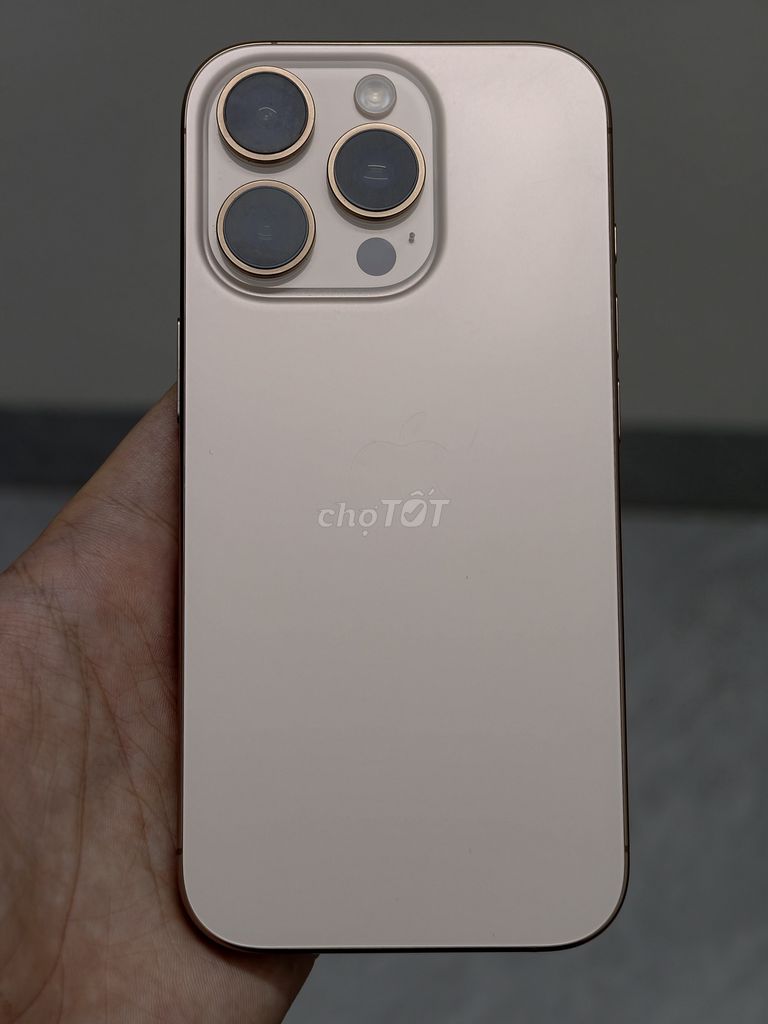 iPhone 16 Pro 128GB Titan sa mạc. Mua bán Điện thoại tại Huyện Hoài Đức Hà Nội được đăng bởi Thanh hình 1