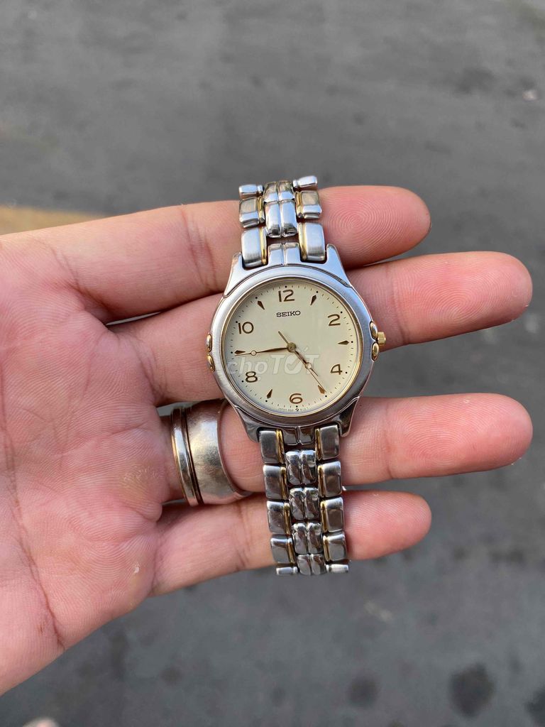 Seiko Dolce Inox demi vàng 33mm. Mua bán Đồng hồ tại Quận Ninh Kiều Cần Thơ được đăng bởi Tất Thành Nhân hình 1