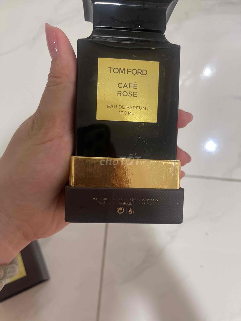 Pass chai nước hoa TOM FORD