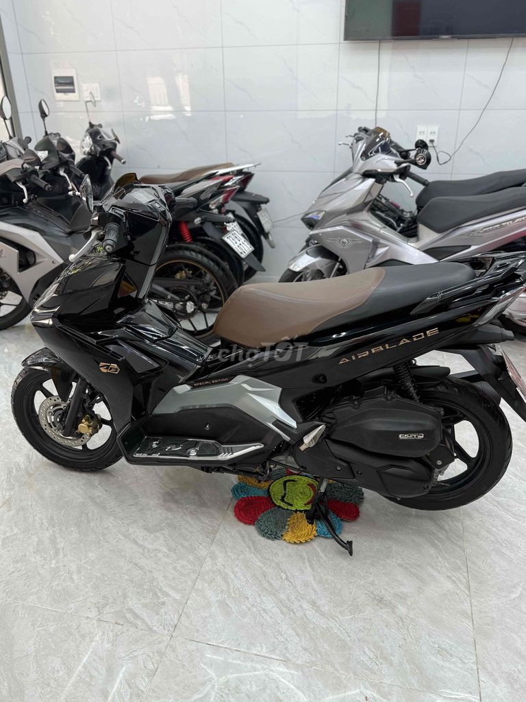 Honda Air Blade 150 ABS Đen bóng Tự động