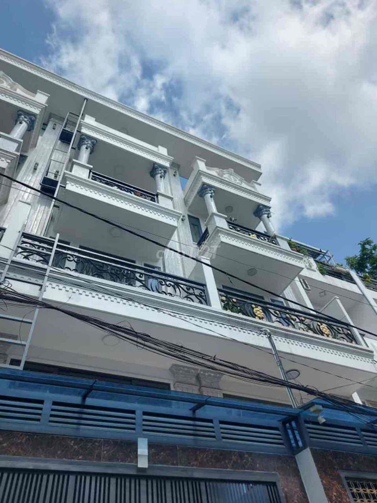 BÁN GẤP CHDV 8PHÒNG- DÒNG TIỀN GẦN 50TRIỆU  5 TẦNG-4*17M - 8.9 TỶ