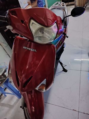 Honda Lead, giấy tờ đầy đủ, máy móc ngon lành.