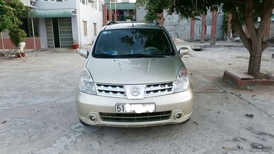 Nissan Grand Livina 7 chỗ máy 1.8 số AT. Mua bán Ô tô tại Thành phố Thủ Dầu Một Bình Dương được đăng bởi Martin