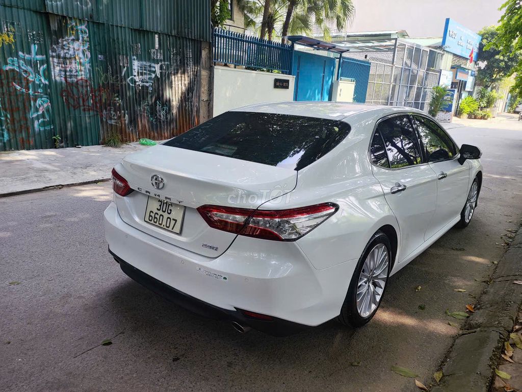 Toyota Camry 2020 2.5Q - 101650 km. Mua bán Ô tô tại Quận Hà Đông Hà Nội được đăng bởi Hưng Tấn hình 4