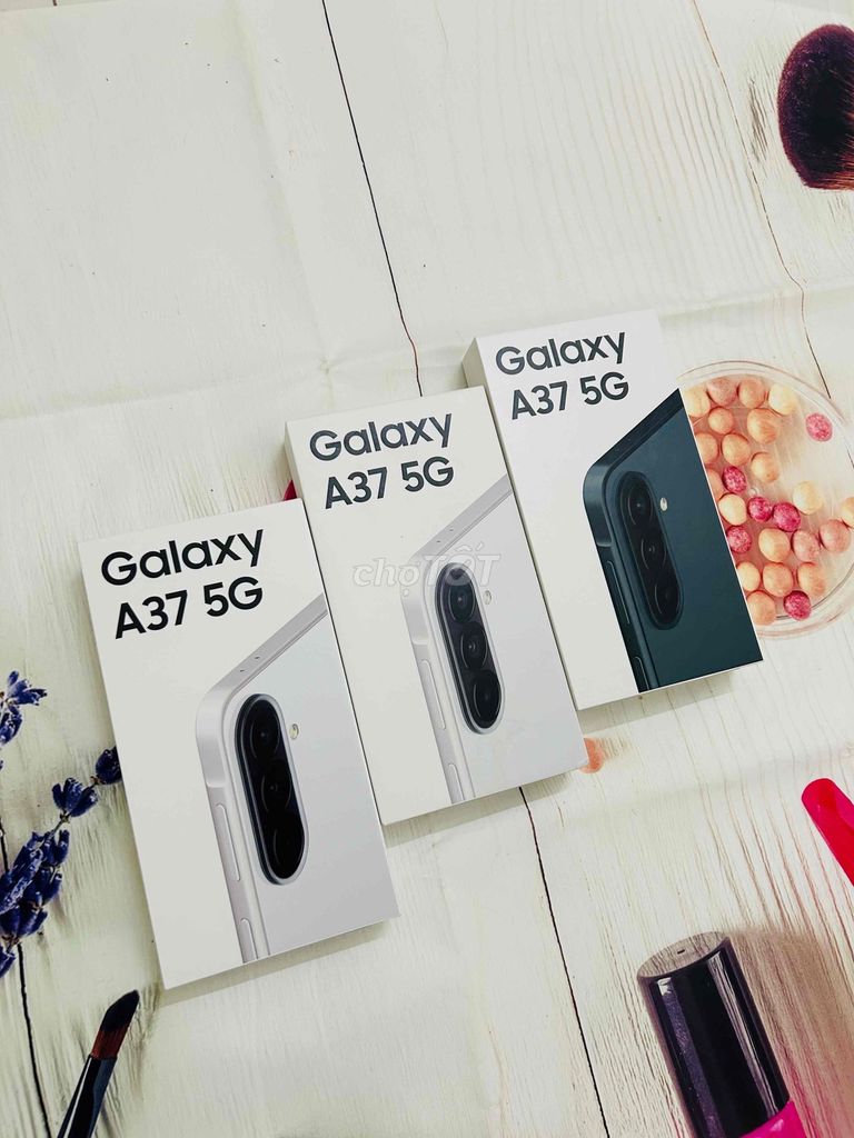 Samsung Galaxy A37 5G New nguyên seal. Mua bán Điện thoại tại Thành phố Huế Thừa Thiên Huế được đăng bởi Chuyên Hàng Công Ty hình 1