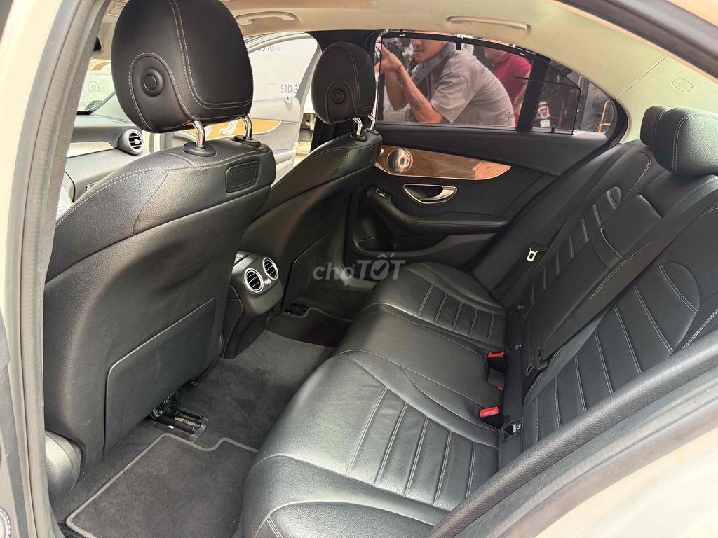 Mercedes Benz  C250 Exclusive -*** 1 chủ. Mua bán Ô tô tại Quận Bình Thạnh Tp Hồ Chí Minh được đăng bởi kim hạo thiên hình 8