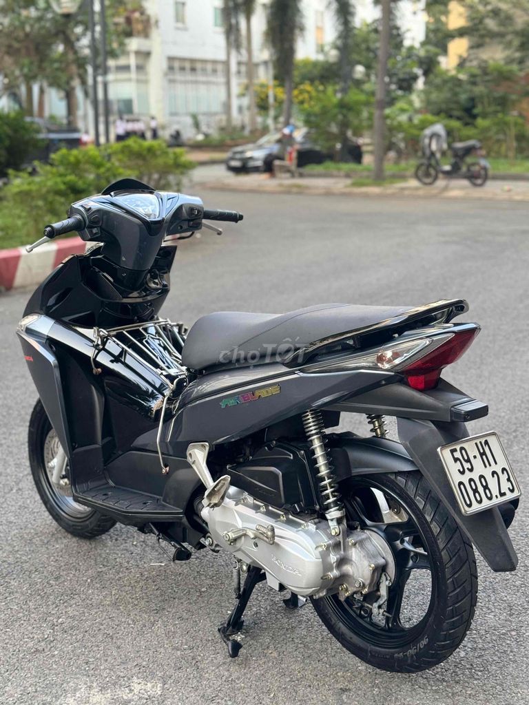 💥Honda AB 2012 Fi BSTP chính chủ nguyên zin. Mua bán Xe máy tại Quận 12 Tp Hồ Chí Minh được đăng bởi XE MÁY HẢI THANH hình 7