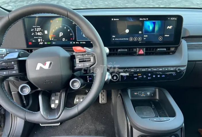 Hệ sơn khung màn hình trung tâm ô tô P689011-02-97. Mua bán Phụ tùng xe tại Quận Ba Đình Hà Nội được đăng bởi Công Ty Sơn Anh hình 6