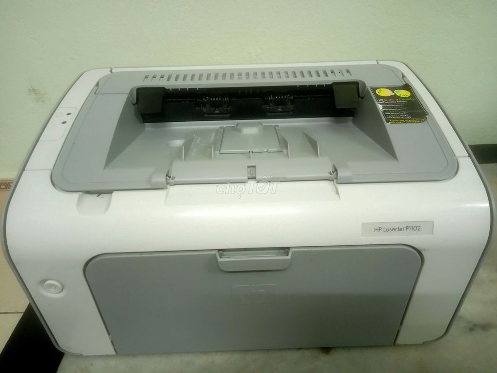 Máy in HP LaserJet P1102 Trắng xám. Mua bán Đồ dùng văn phòng tại Quận Đống Đa Hà Nội được đăng bởi Nguyễn Minh Ánh hình 1