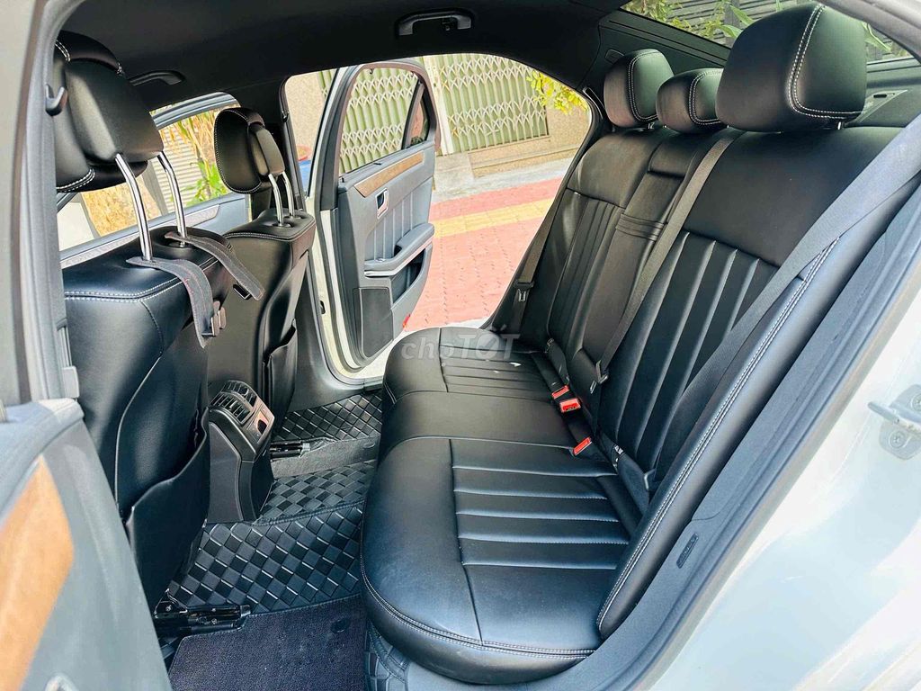 Mercedes Benz E200 Up body E63s Model 2016. Mua bán Ô tô tại Quận 8 Tp Hồ Chí Minh được đăng bởi Hồng Phúc hình 3