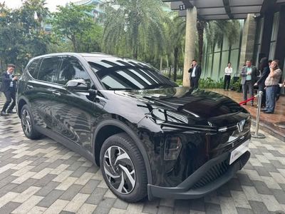 Limo Green Suất Ưu Tiên,Trả 70 Triệu,ĐKý DV M.phí. Mua bán Ô tô tại Quận Long Biên Hà Nội được đăng bởi Mr Núi Subaru Giải Phóng 