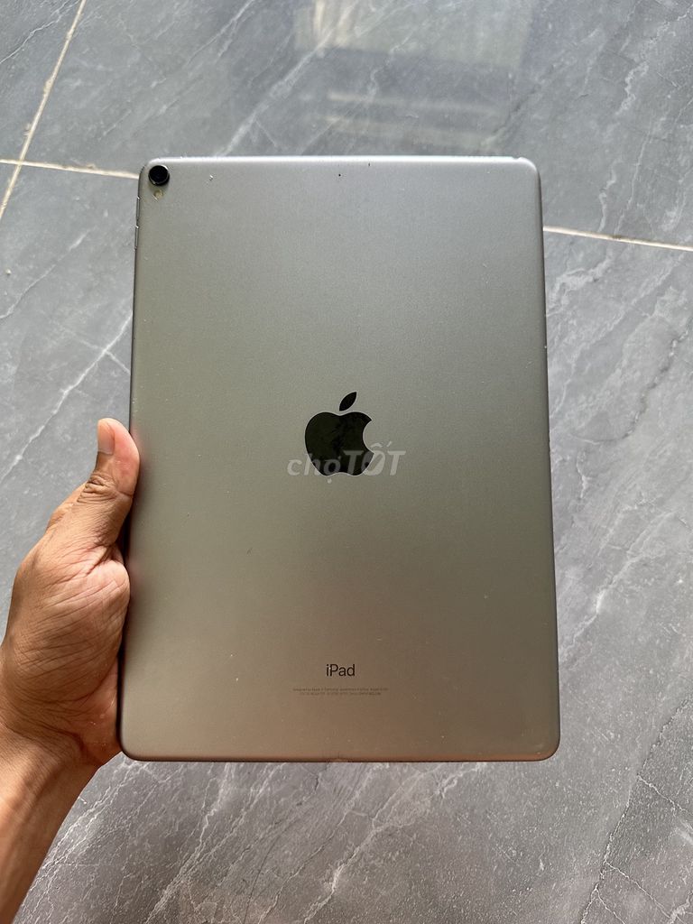 Apple iPad Pro 10.5 Màn hình 120hz. Mua bán Máy tính bảng tại Thành phố Vũng Tàu Bà Rịa - Vũng Tàu được đăng bởi Tên chưa cung cấp hình 1