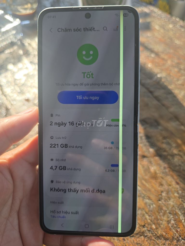 Samsung Z Flip 6 12GB/256GB Bạc. Mua bán Điện thoại tại Thành phố Đà Lạt Lâm Đồng được đăng bởi Thai Trinh hình 1