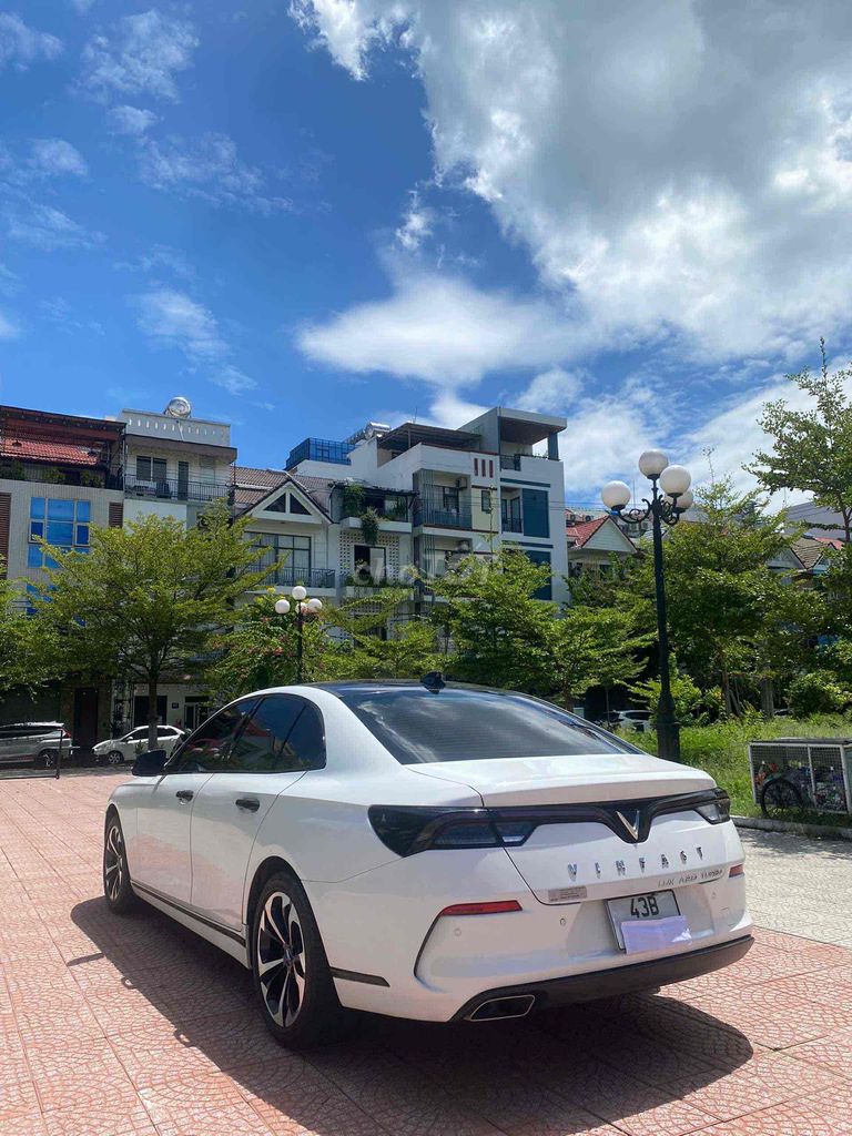 VinFast Lux A2.0 2022 A2.0 Tiêu chuẩn - 70000 km. Mua bán Ô tô tại Quận Cẩm Lệ Đà Nẵng được đăng bởi Thái Hưng Lê Võ hình 4