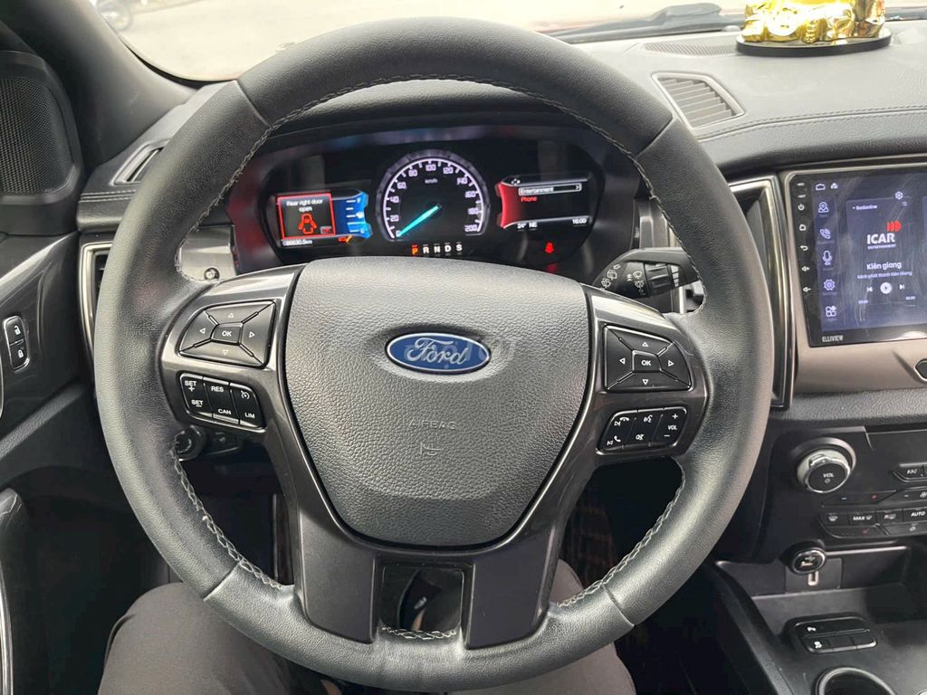 Cần bán chiếc Ford Everest 2020 Titanium 1 cầu. Mua bán Ô tô tại Quận Bắc Từ Liêm Hà Nội được đăng bởi Công hình 11